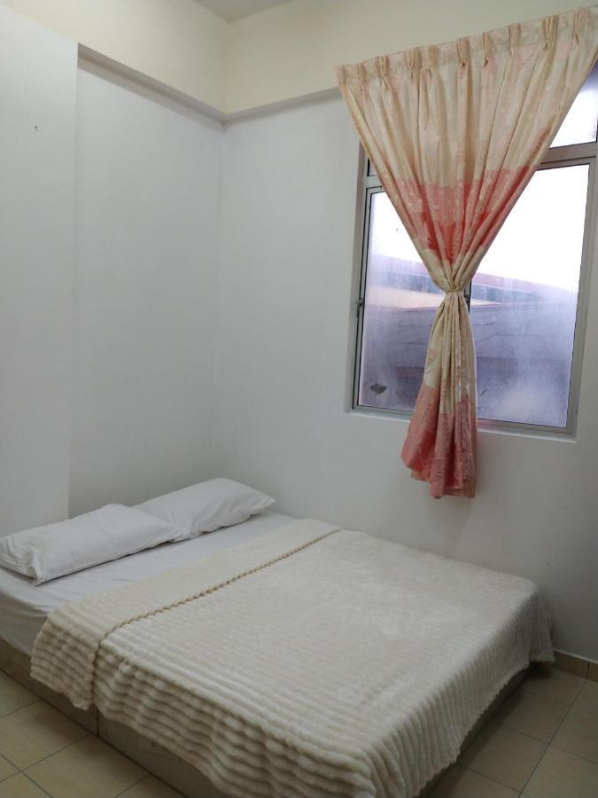 Homestay Kuala Terengganu Near Batu Burok, Hospital Hsnz, Ktcc Mall, Drawbridge A Esterno foto