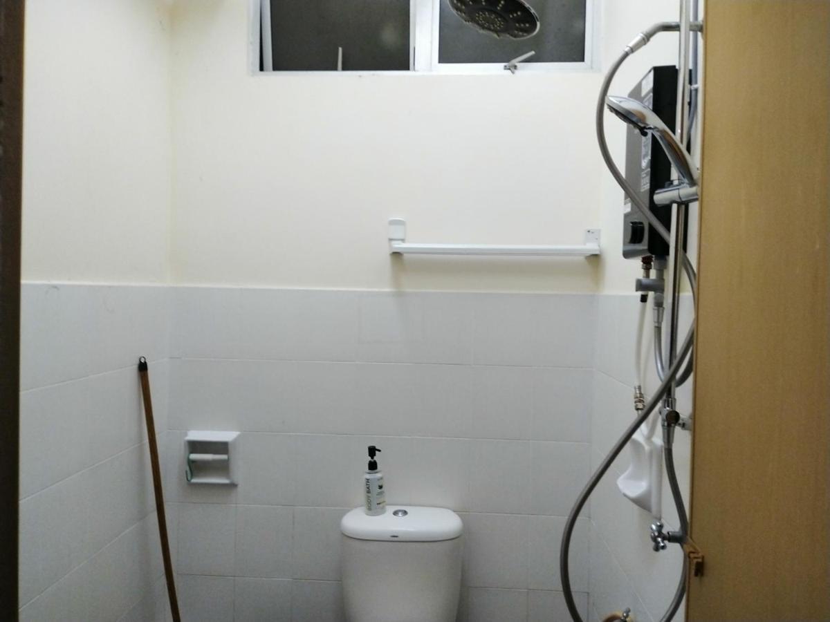Homestay Kuala Terengganu Near Batu Burok, Hospital Hsnz, Ktcc Mall, Drawbridge A Esterno foto