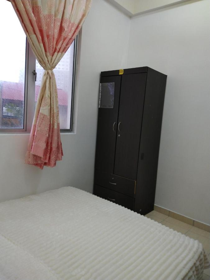 Homestay Kuala Terengganu Near Batu Burok, Hospital Hsnz, Ktcc Mall, Drawbridge A Esterno foto
