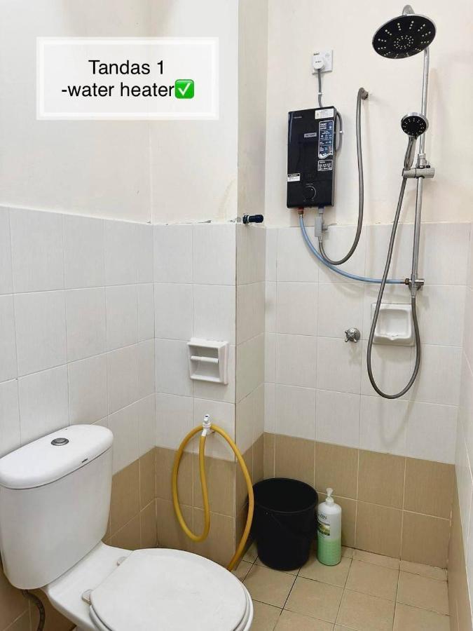 Homestay Kuala Terengganu Near Batu Burok, Hospital Hsnz, Ktcc Mall, Drawbridge A Esterno foto